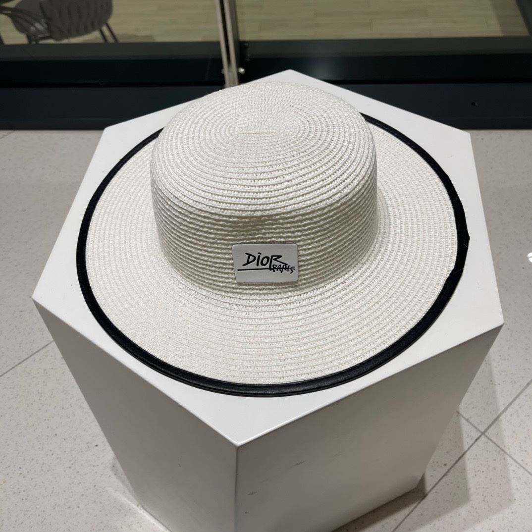 Christian Dior Caps